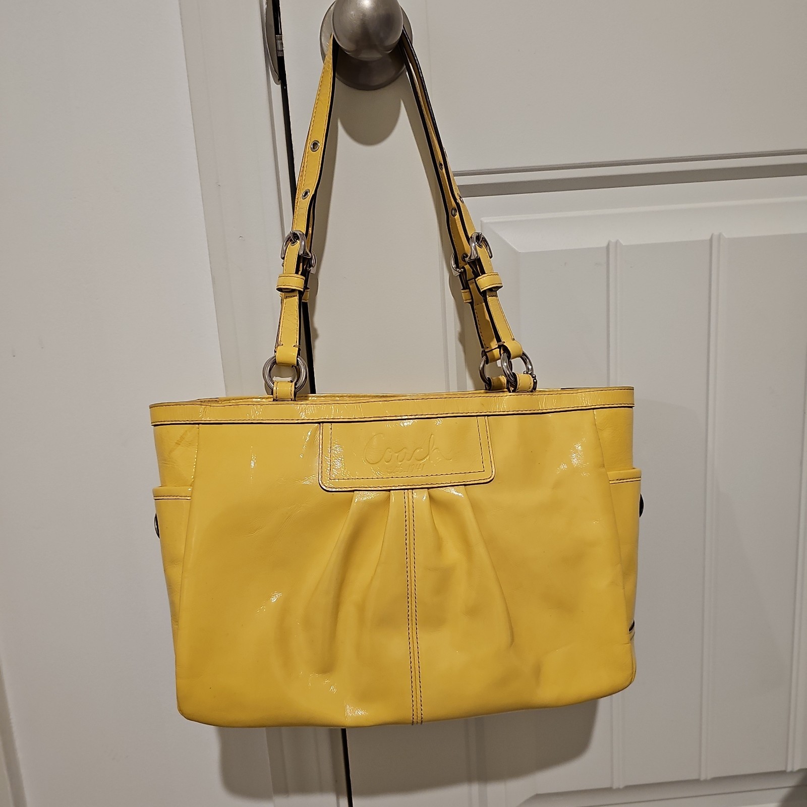 VINTAGE Y2K COACH BAG. Yellow Patent Leather