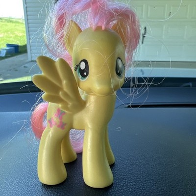 2010 Fluttershy My Little Pony 3  Hasbro 