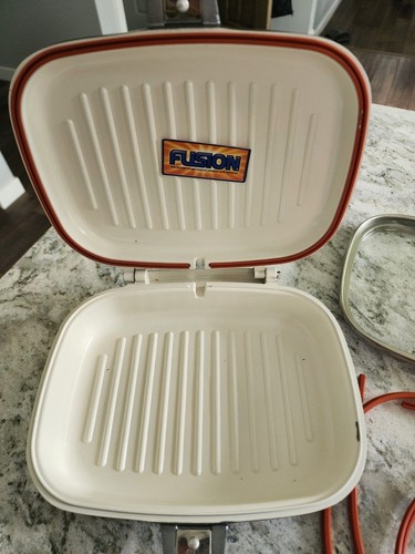 SET COMBINÉ CÉRAMIQUE COOK'S COMPANION EASY FLIP PAN ANTIADHÉSIF AVEC COUVERCLE ARGENT - Photo 2/9