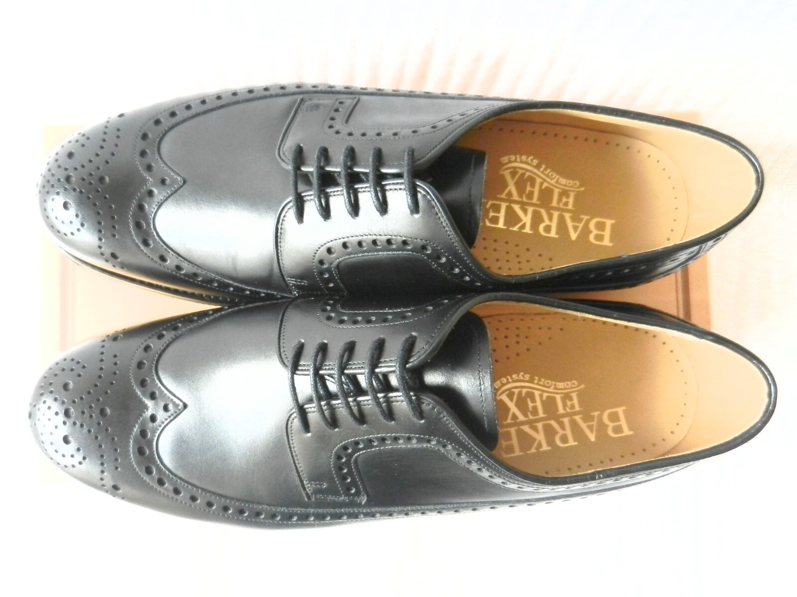 SAOLA Scarpa Barker Flex Portrush Brogue Derby pelle pesante country suola in gomma UK 9H