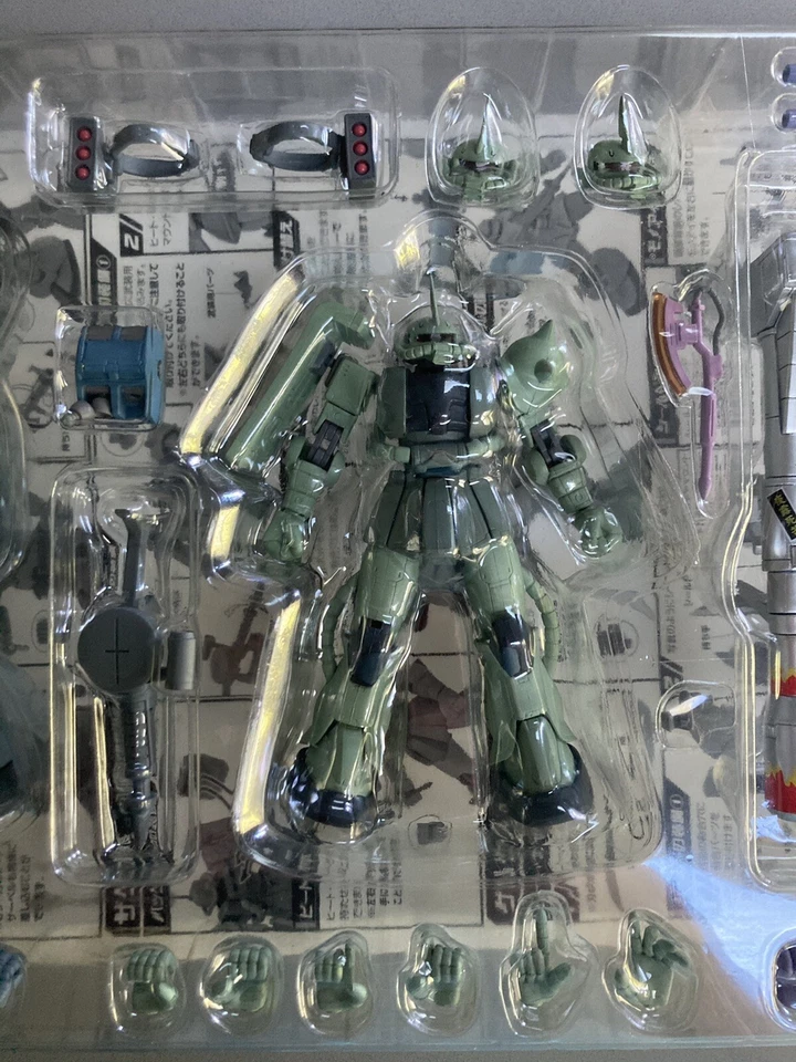 Figura de acción Bandai Mobile Suit Gundam EMSIA Captain Zaku, Dom, Gelgoog MSIA Foto 3 de 4