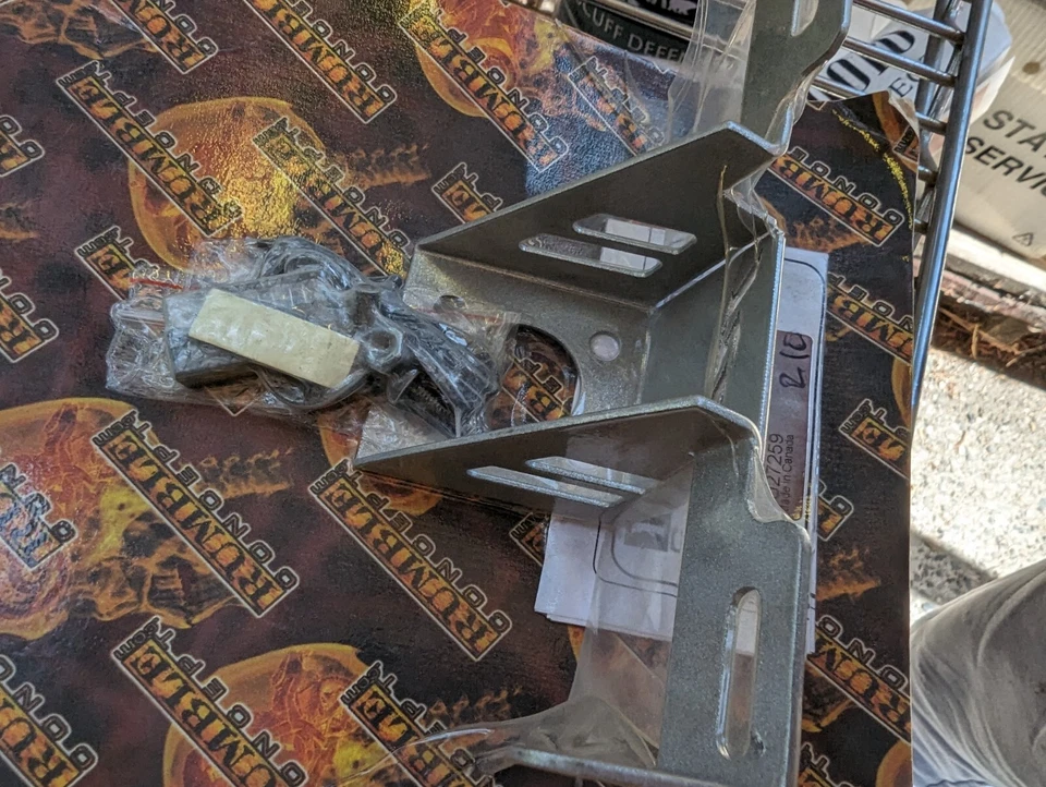 Rumble Concepts - RU27259 - Bone Series Fender Eliminator,  R10 - Image 3 of 3