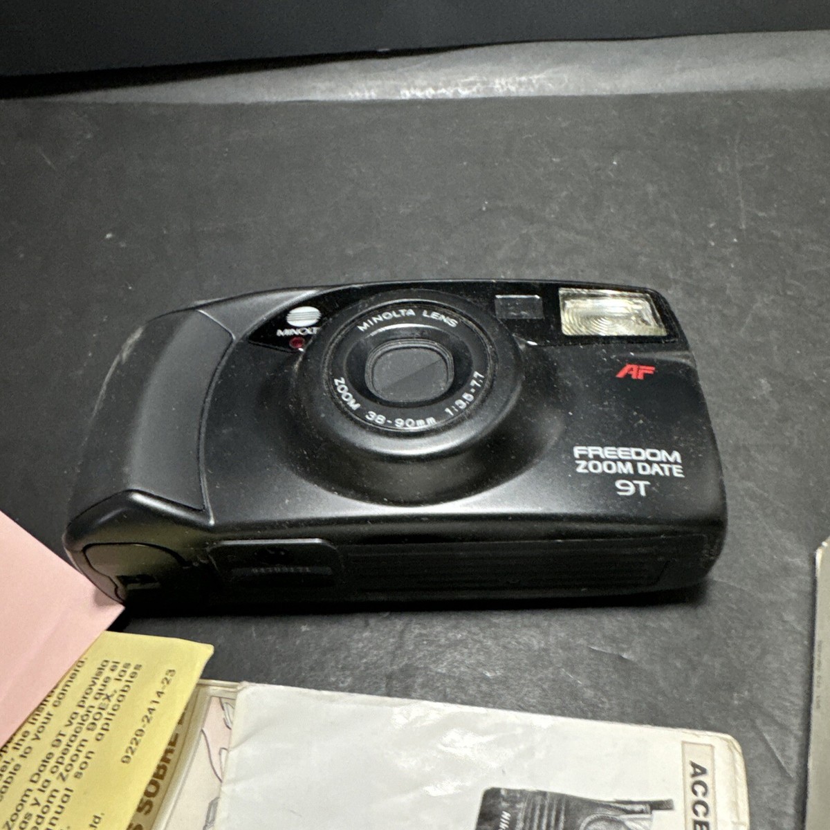 Minolta Freedom Zoom Date 9T Point and Shoot Film Camera - Box Not