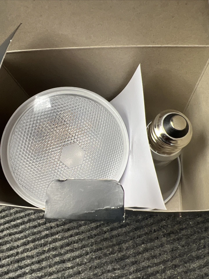 2 Pack Feit Enhance PAR30 E26 (Medium) LED Bulb Bright White 75 Watt Equivalence - Image 2 of 4