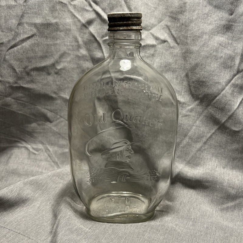 Vintage OLD QUAKER Whiskey Bottle Pint with Original Cap - Liquor