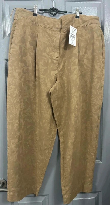 BNWT Next beige floral jacquard high waist trousers size 16R image 2