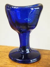 Vintage COBALT BLUE Glass EYE Wash Cup PEDESTAL 2.5" Tall EUC Free Ship