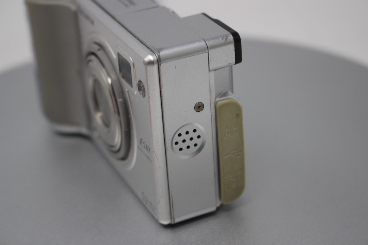 Fujifilm Finepix E Series E510 5.2MP Digital Camera - Silver for