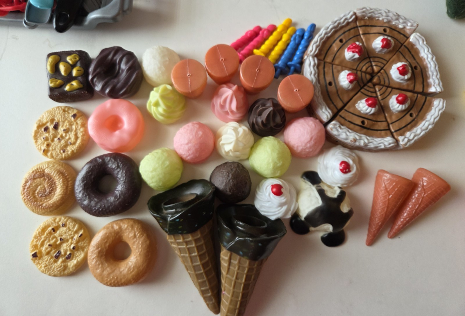 как выглядит Pretend Food Play Kitchen Items Lot Cookware, Microwave, Cash Register фото