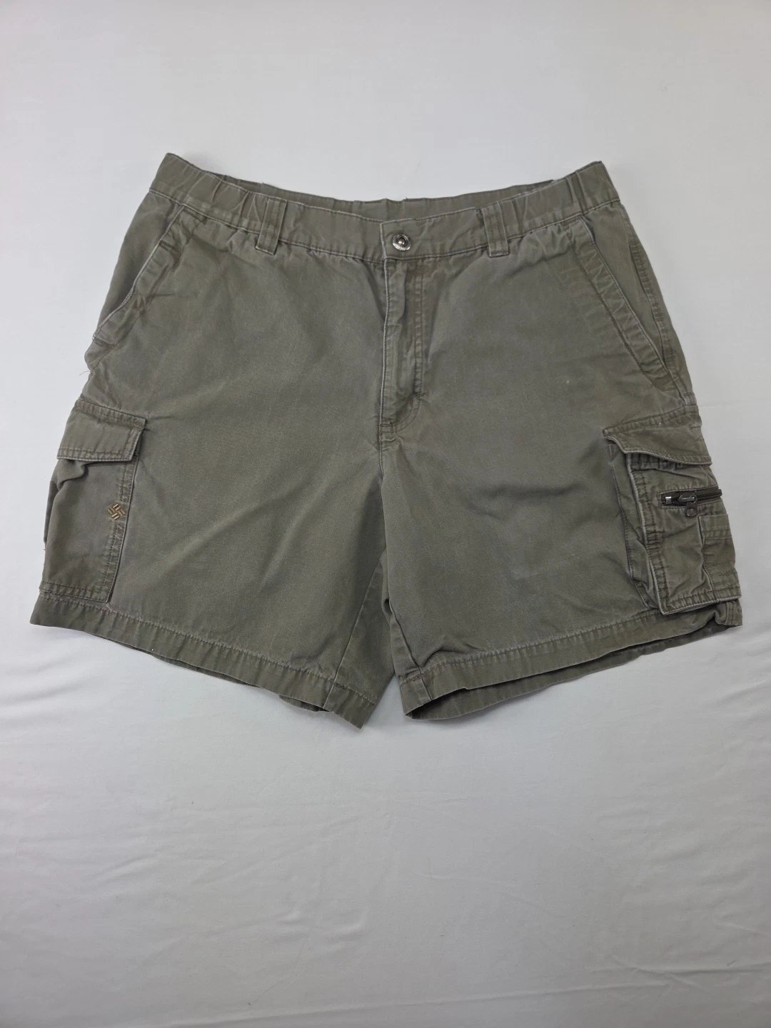 VTG Columbia Sportswear Mens olive 34 utility weekender cargo Hiking shorts