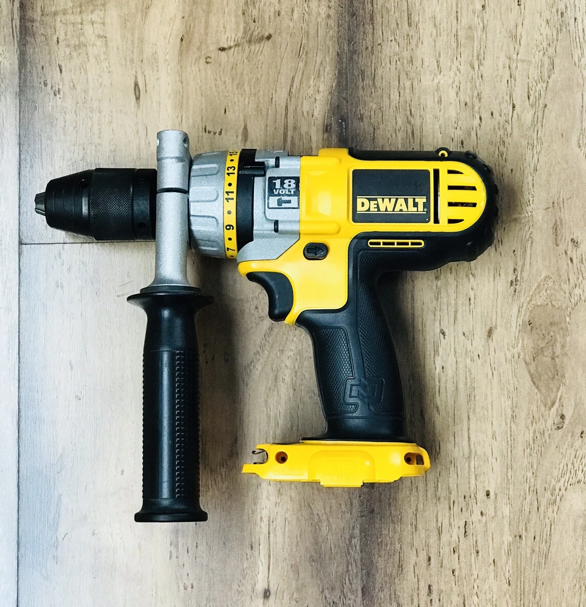 Image of DeWalt DC927 hammer drill/driver