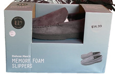 WAYLAND SQUARE Deluxe Memory Foam Men's Gray Slippers Indoor Shoes Size 6-7 NEW