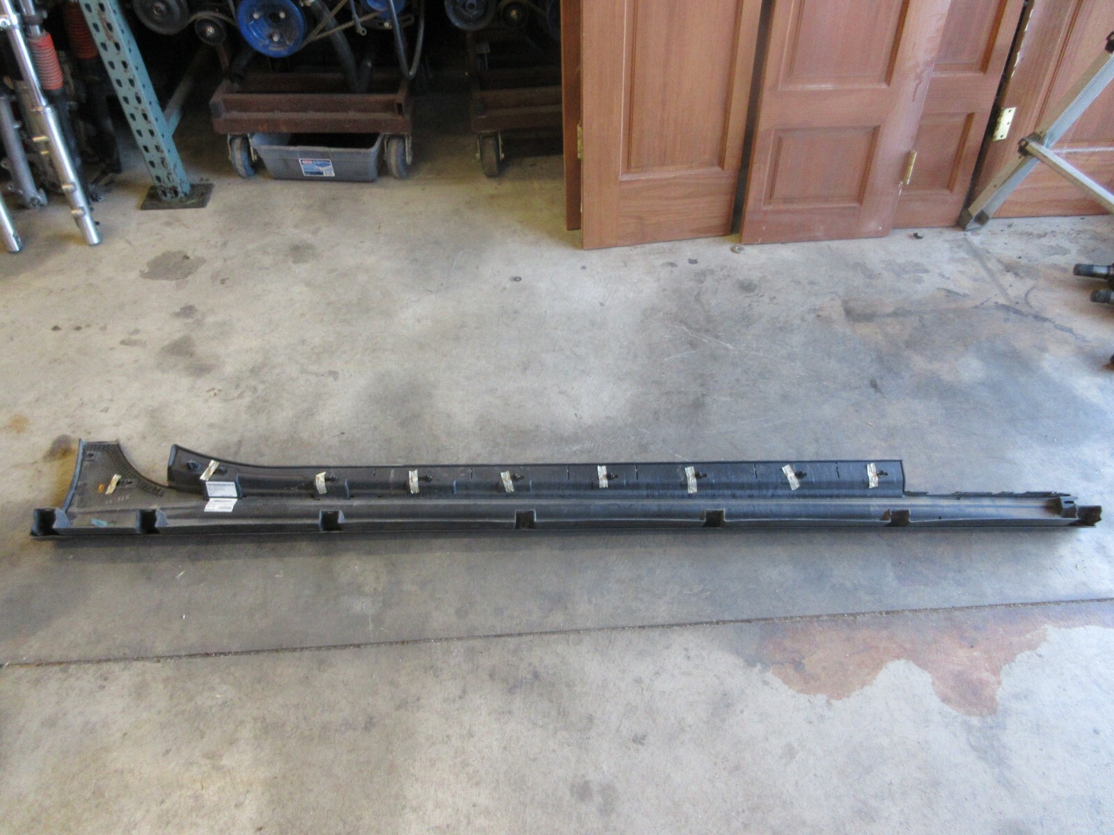 14-17 2017 Maserati Ghibli 6700288140 LEFT ROCKER PANEL SIDE SKIRT BLACK
