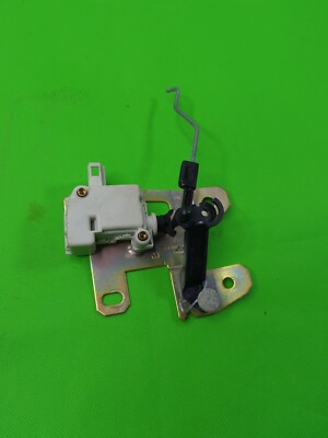 2004-2010 VW Touareg Trunk Hatch Tail Life Gate Lock Latch Actuator Only OEM