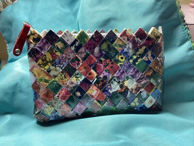 Nahui Ollin Women's Hand Made Flower Pattern Colorful Wallet