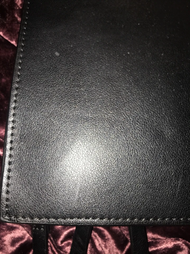 Cartera Mochila Zara Negra Y Gamuza Negra Foto 3 de 4