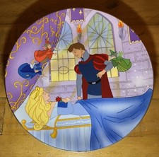 Disney Kenleys Sleeping Beauty (1959)  Plate Japan Fine Porcelain