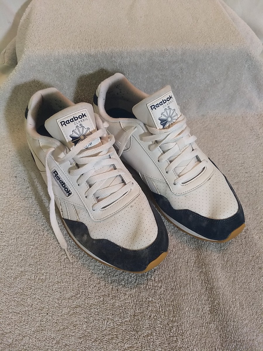 Reebok Men Classics White/Navy Casual Shoes, Size: Pre-Owned #ZZ40+16