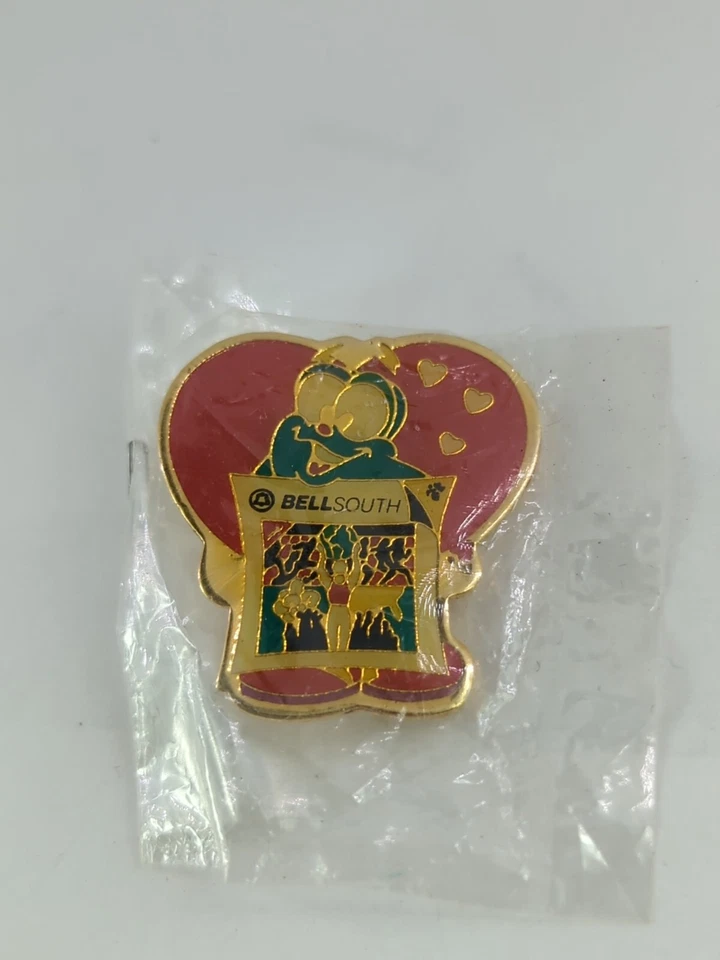 Rare NIP: Atlanta 1996 Olympic Pin, Bellsouth, Izzy W/ Red Heart - Image 2 of 4