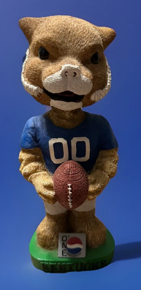 Rare KENTUCKY WILDCATS SCRATCH Football Pepsi One SGA Mascot Bobblehead(no box)  - Image 4 of 4