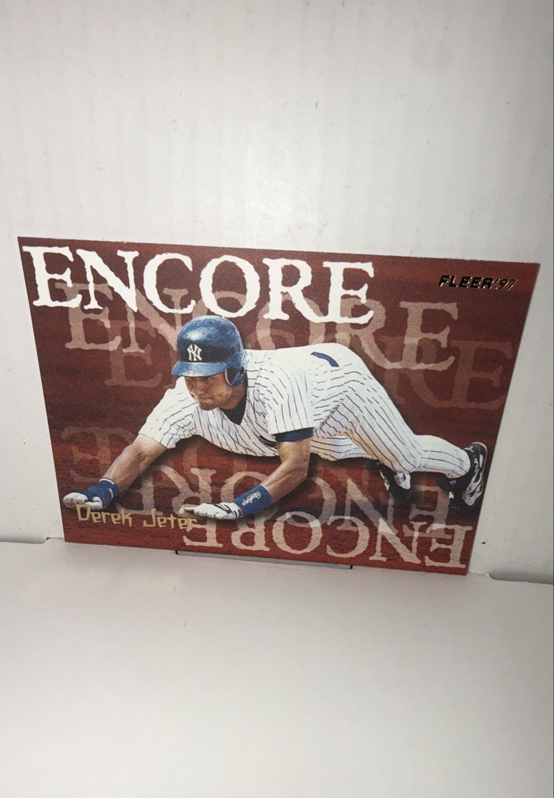 Derek Jeter #703 (Baseball Cards 1997 Fleer) — is it worth grading?