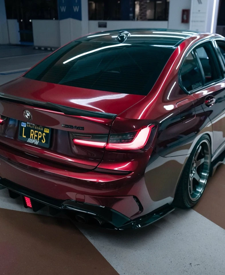 BMW G20 LCI Gloss Black LED F1 Rear Diffuser For 19-22 3 Series (M SPORT) - Image 4 of 4