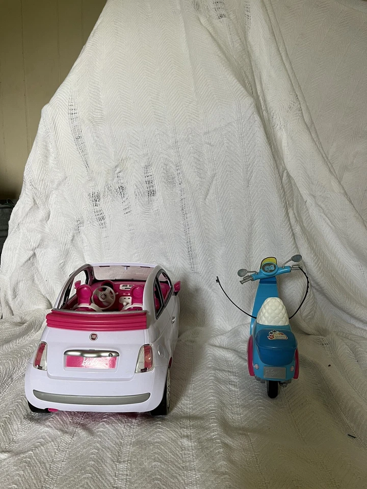 Mattel Blanco Barbie Fiat SUV con Azul Barbie Scooter Usado Foto 3 de 4