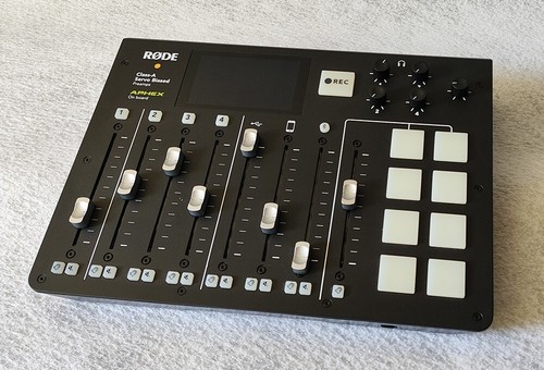 Rode Rodecaster Pro | Sehr guter Zustand | Podcast Mischpult und Recorder | XLR - Bild 8 von 19