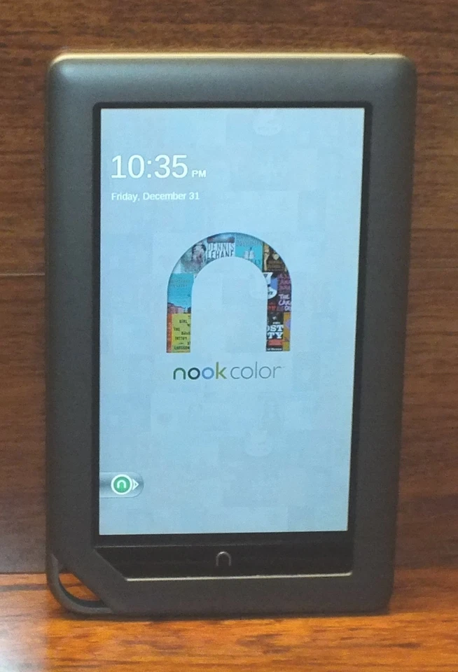 Genuine Nook Color (BNRV200) Black 7 Inch Screen Barnes & Noble 8GB With Wi-Fi! - Image 2 of 4