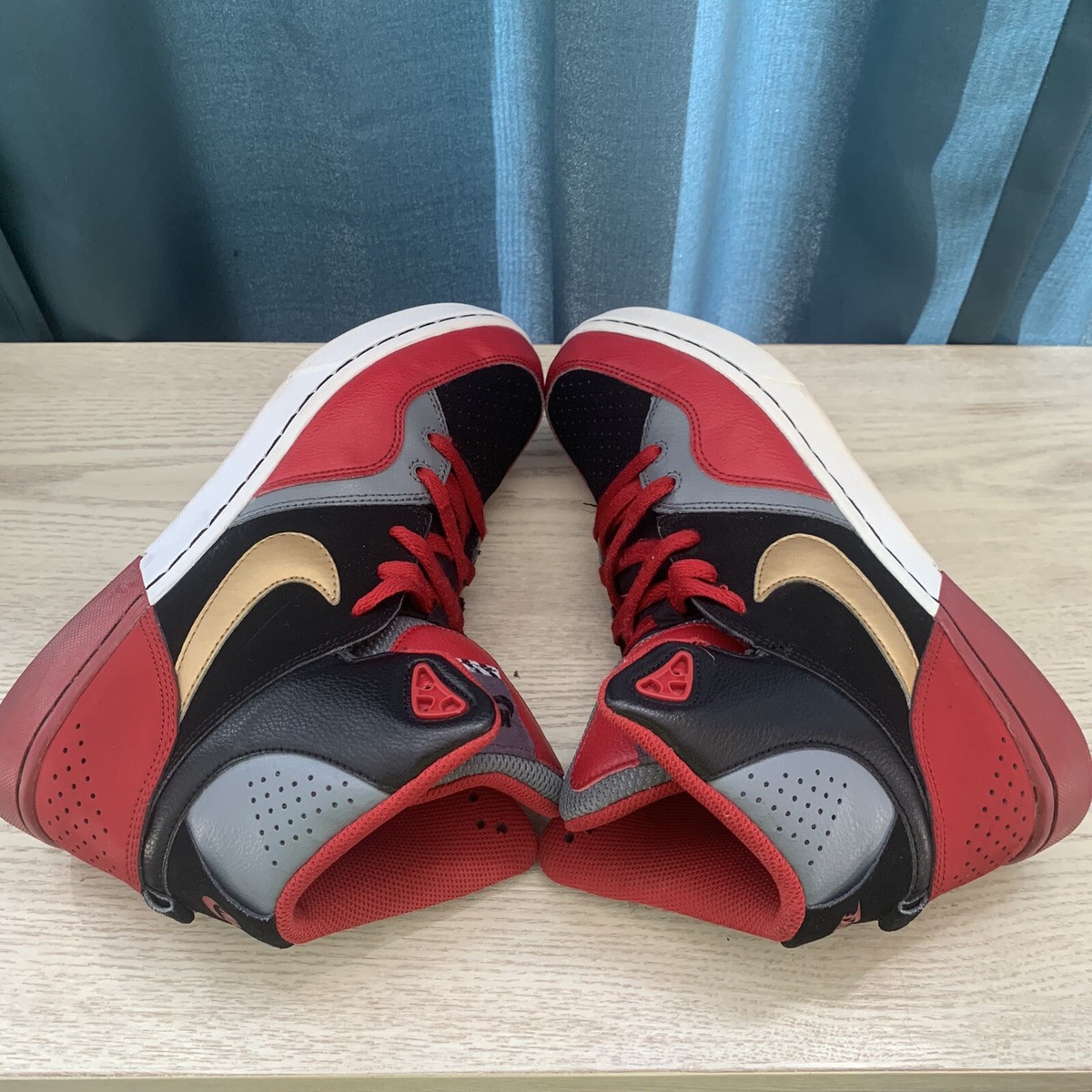 Nike Court Tranxition Men’s Sz 8.5 Nike Court Tranxition Men main image 4