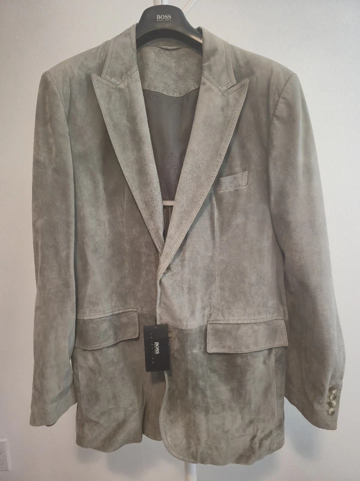 NWT Designer HUGO BOSS SELECTION 100% GENUINE CALFSKIN LEATHER BLAZER 46  COAT - Image 3 of 4