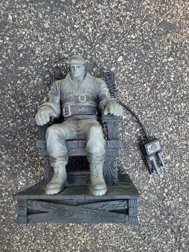 MCFARLANE SIN CITY MARV FRANK MILLER ELECTRIC CHAIR DEATH ROW