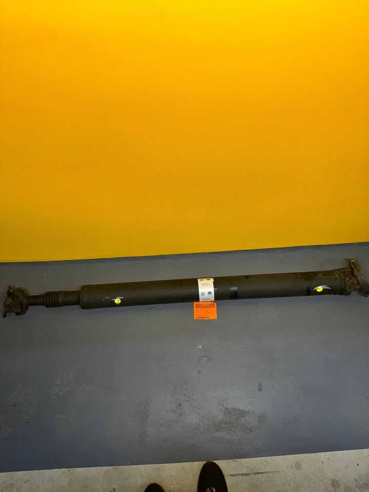 Eje de transmisión trasero Jeep Grand Wagoneer 68459156ac 2022-2025 Foto 2 de 4