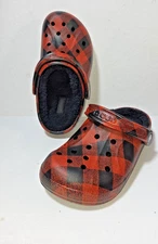 Crocs Classic Sandals Womens 6 Mens 4 Red Black Clogs Buffalo Check Plaid