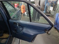 A 201 730 06 05 RECHTE HINTERE T&Uuml;R / 2377311 F&Uuml;R MERCEDES-BENZ 190 W201 E 1.8