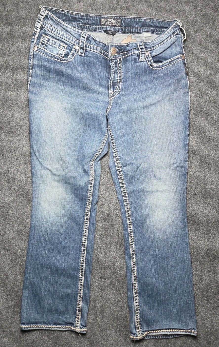 Silver Suki Bootcut Jeans Med Wash Stretch Women’s Size 36in Waist 29.5 Inseam