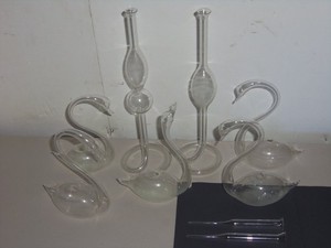 Vintage Lot of Several Hand Blown Clear Glass Swan Fair Bud Vase Hollow
