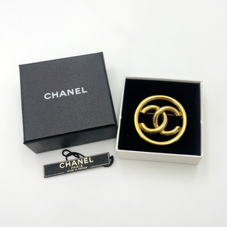 Auth Chanel Coco Mark Round Brooch Engraved 03P 1270 W/Box BA020340