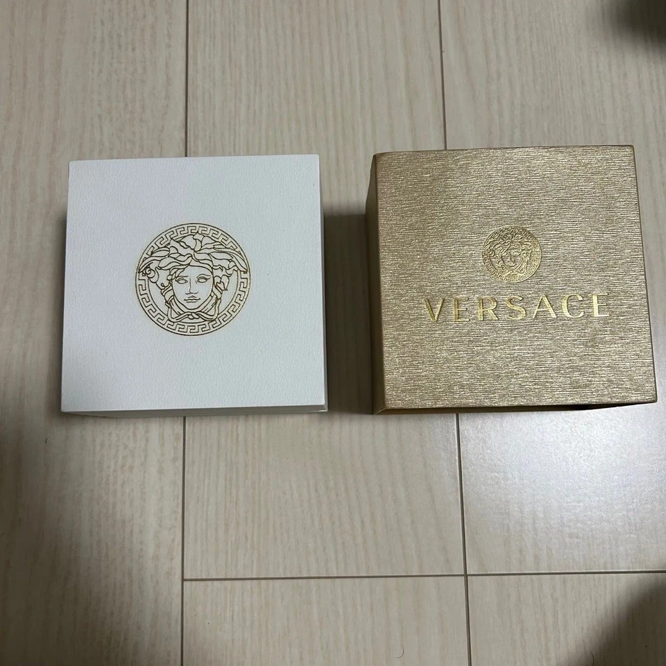 Reloj Versace V-Race Dual Time Hombre Unisex Esfera Marrón Dorado Negro Cuero De Japón Foto 4 de 4