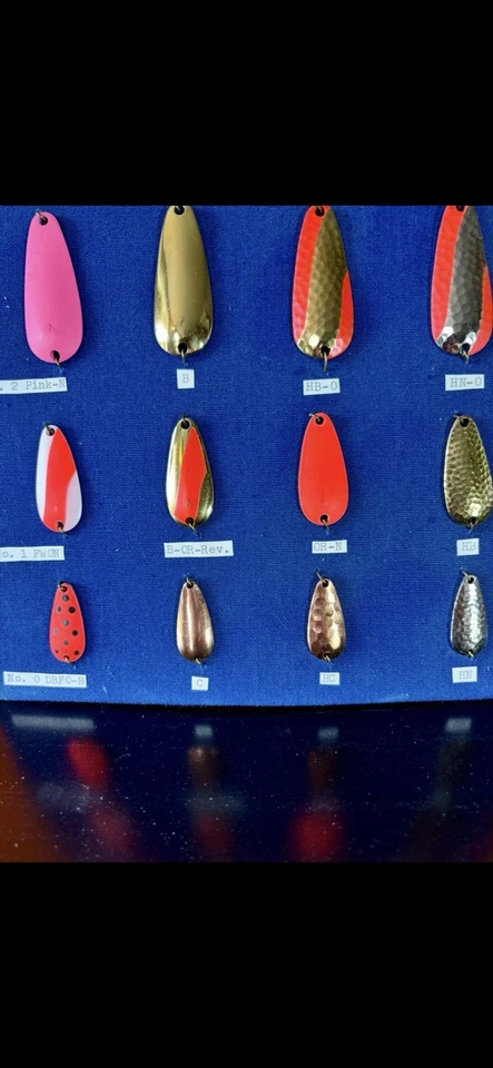 Tablero de exhibición Luhr Jensen Salesman de finales de los 60 Foto 2 de 4