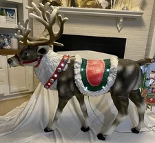 RARE Home Depot 4ft LED Reindeer Holiday Yard Christmas Decor Home Accent