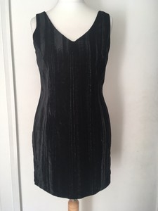 wallis little black dress