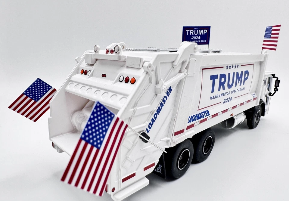 Camión de apoyo de basura President Trump MAGA personalizado 1/64 Loadmaster inauguración Foto 4 de 4