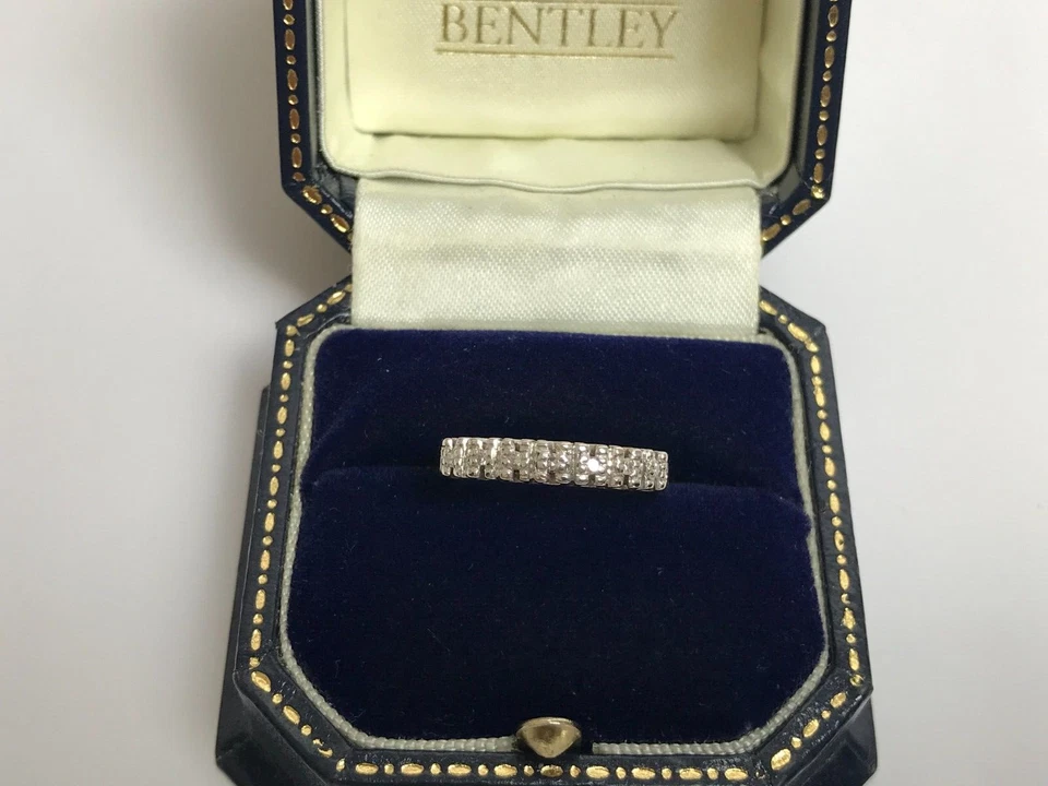 1982 Diamond Half Eternity 9ct Gold Vintage Ring Size L 1/2 - Image 4 of 4
