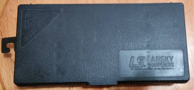 VINTAGE LS LANSKY SHARPENERS (3) STONE W/ STORAGE BOX