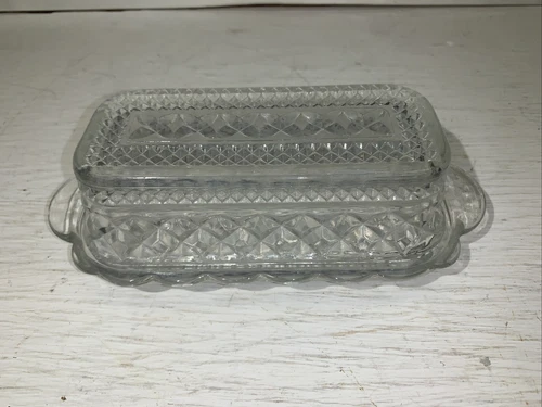 Vintage Anchor Hocking Pressed Glass Covered Butter Dish Cubic Design Stars 8”