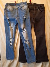 Mixed Set Of 2 Women's Jeans Black And Blue 