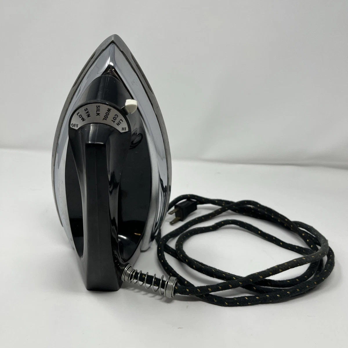 Vintage Proctor Silex Iron In Collectible Irons for sale | eBay