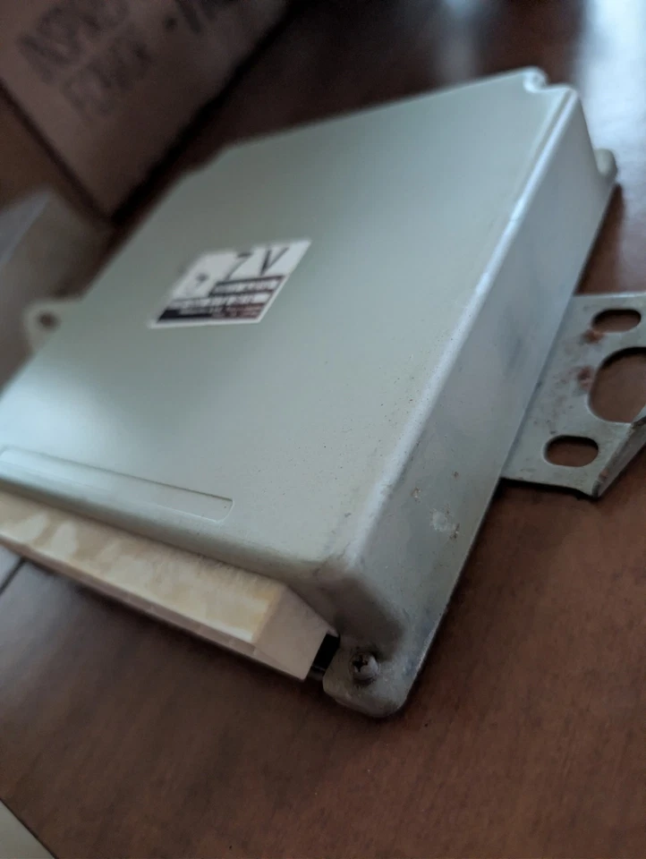 Subaru Forester 2004 ECU ECM motor computador Foto 2 de 3