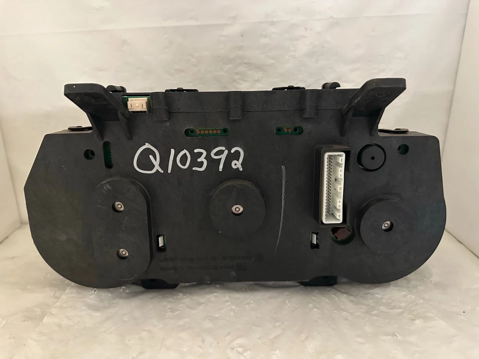 速度表仪表组 2005 年日产 Altima 2.5 升 4 缸 134,271 英里 — 第 2/4 张图片